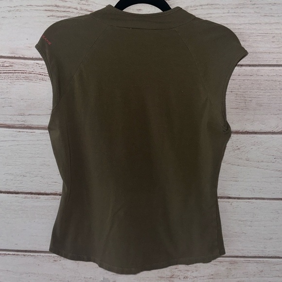 DKNY JEANS Olive Green Cap Sleeve Top – Size Large Frog Closure Summer Office - Picture 2 of 7